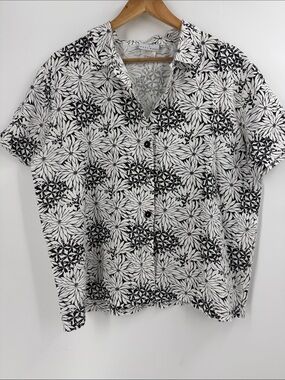 Hot Cotton linen blend womens button front summer tropical short sleeve shirt
